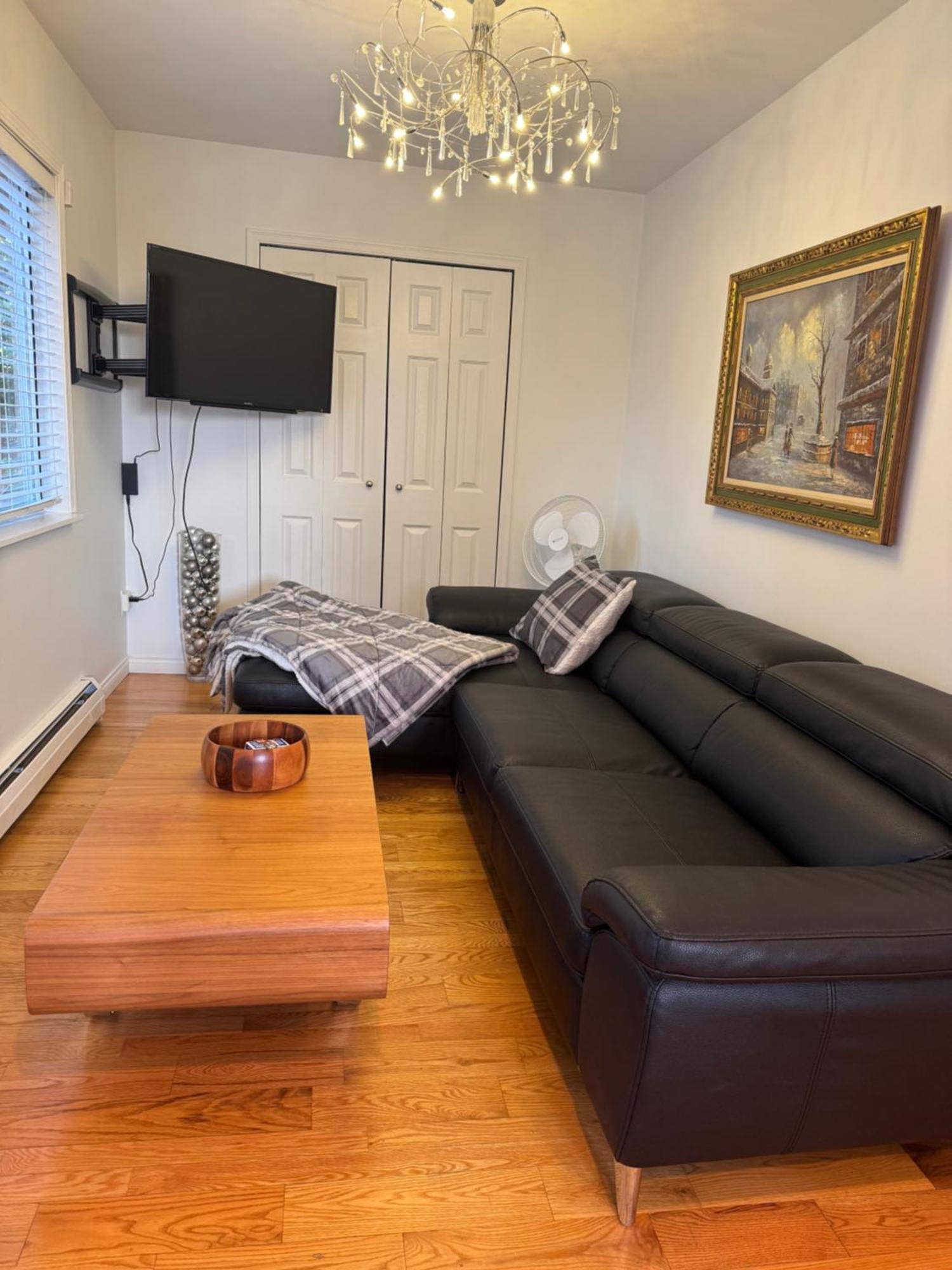 Beautiful Modern Suite North Vancouver Extérieur photo