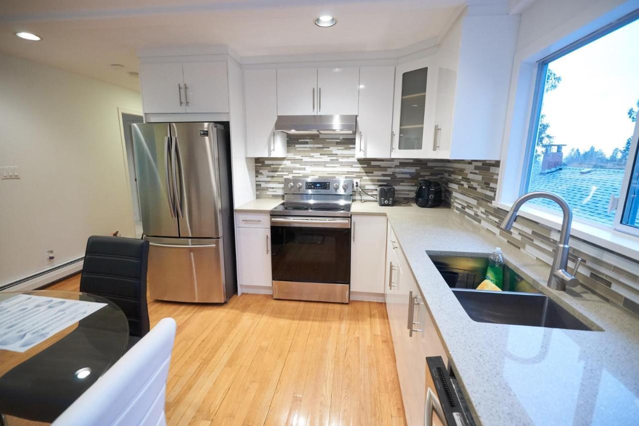 Beautiful Modern Suite North Vancouver Extérieur photo